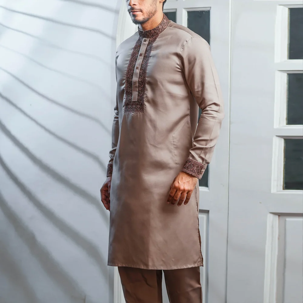 Beige Kabli Set with Brown Elegant Embroidery