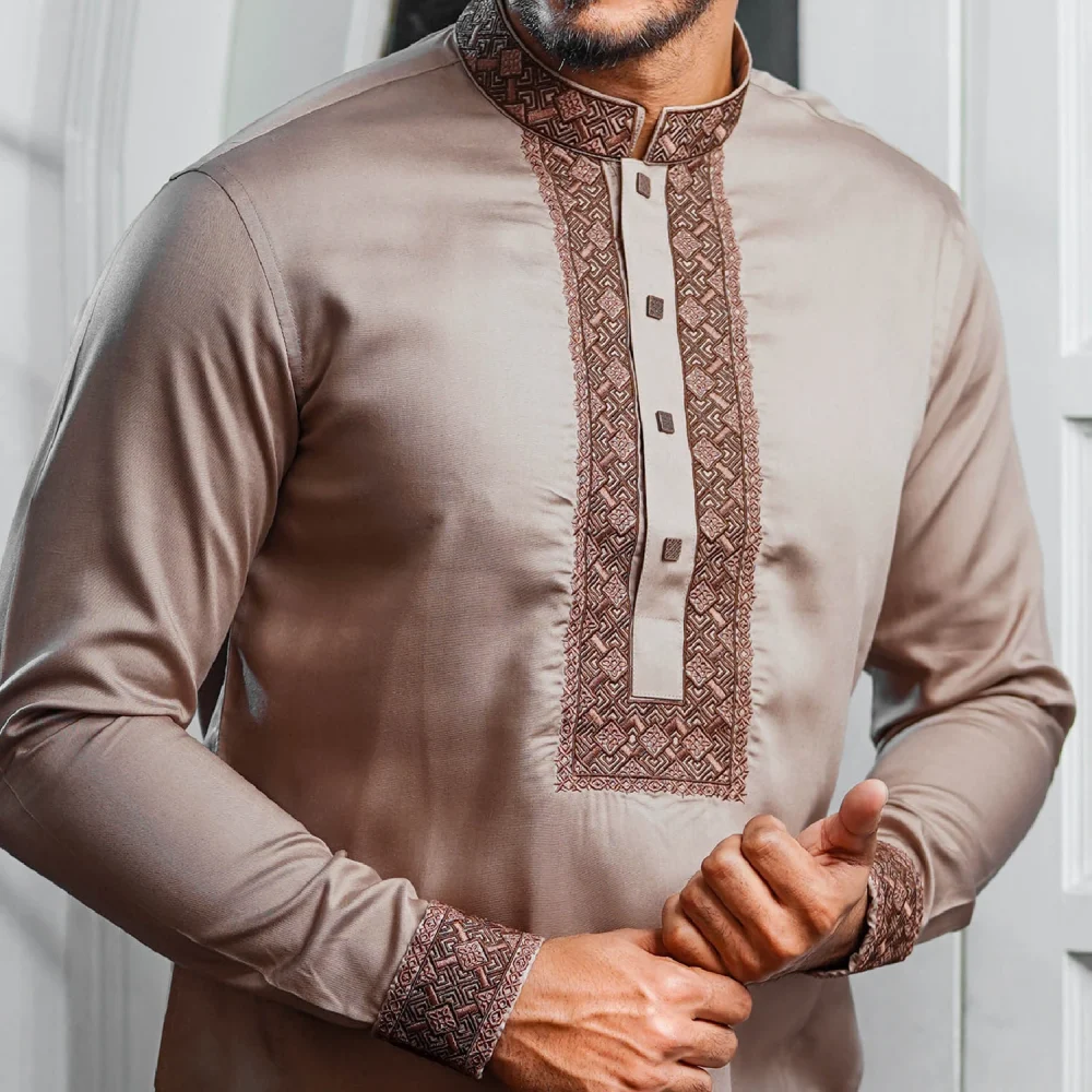 Beige Kabli Set with Brown Elegant Embroidery - Image 2
