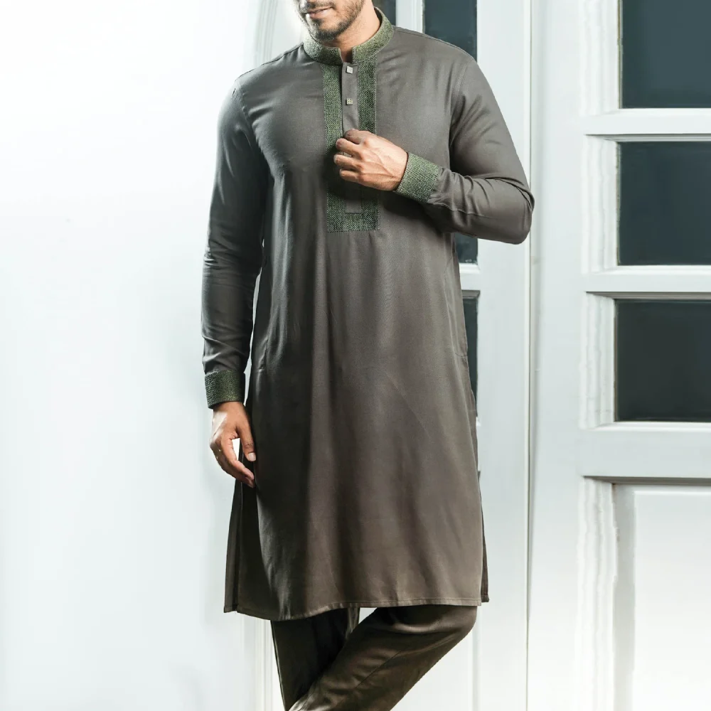 Midnight Green Kabli Set with Elegant Olive Embroidery - Image 3