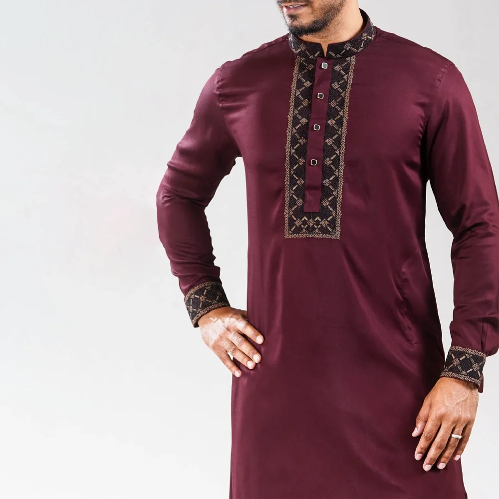 Maroon Kabli Set with Black Elegant Embroidery - Image 2